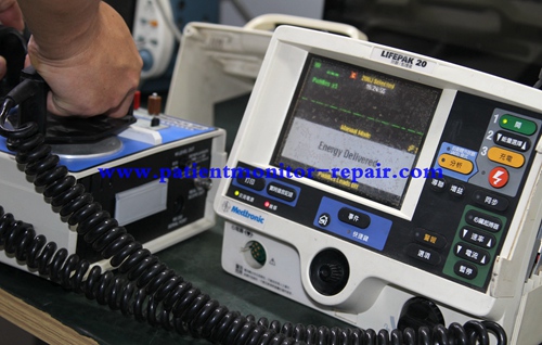 Defibrillator Medtronic lifepak20